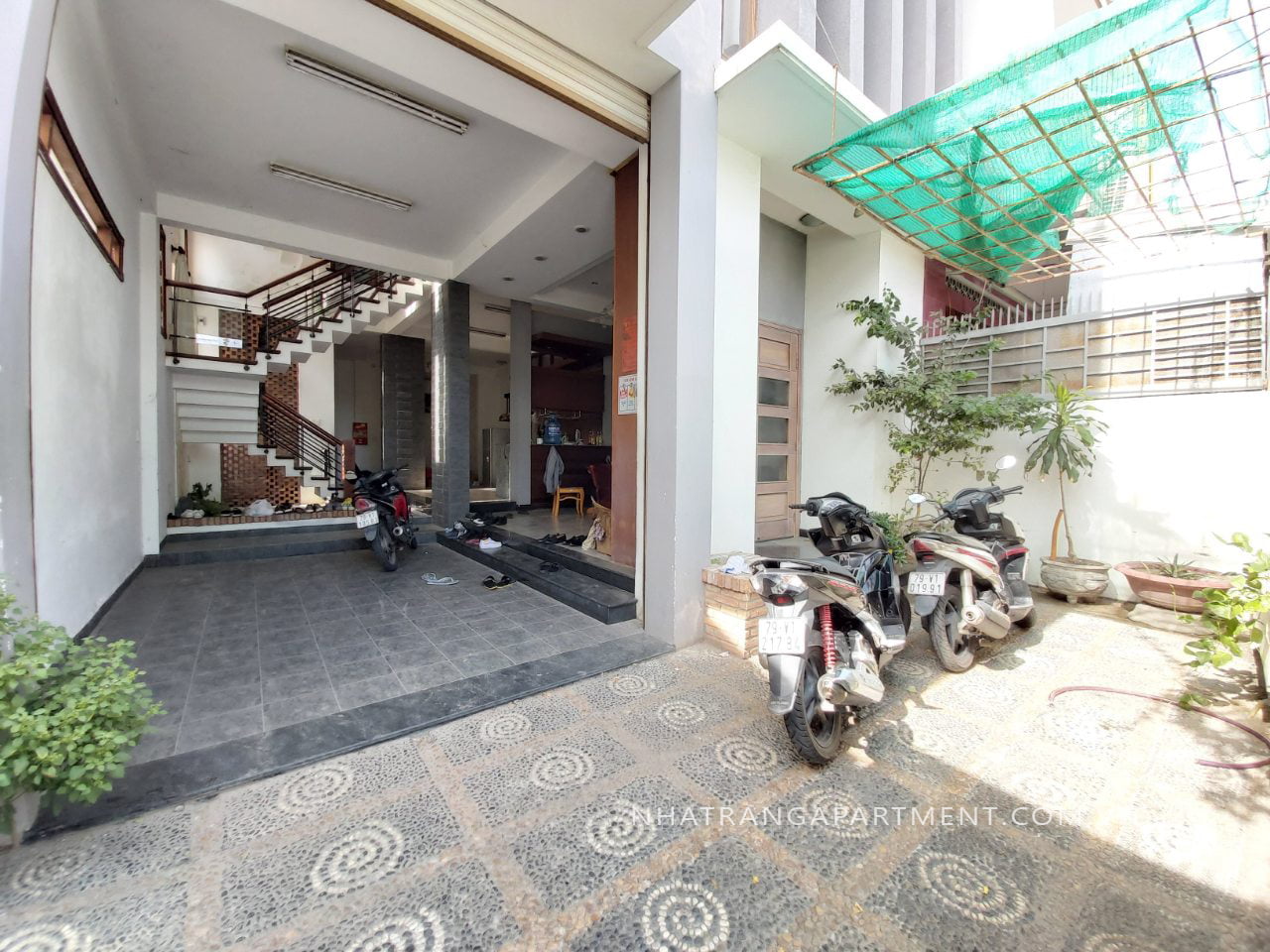 6 Bedroom unfurnished house for rent in the north H007 Nha Trang