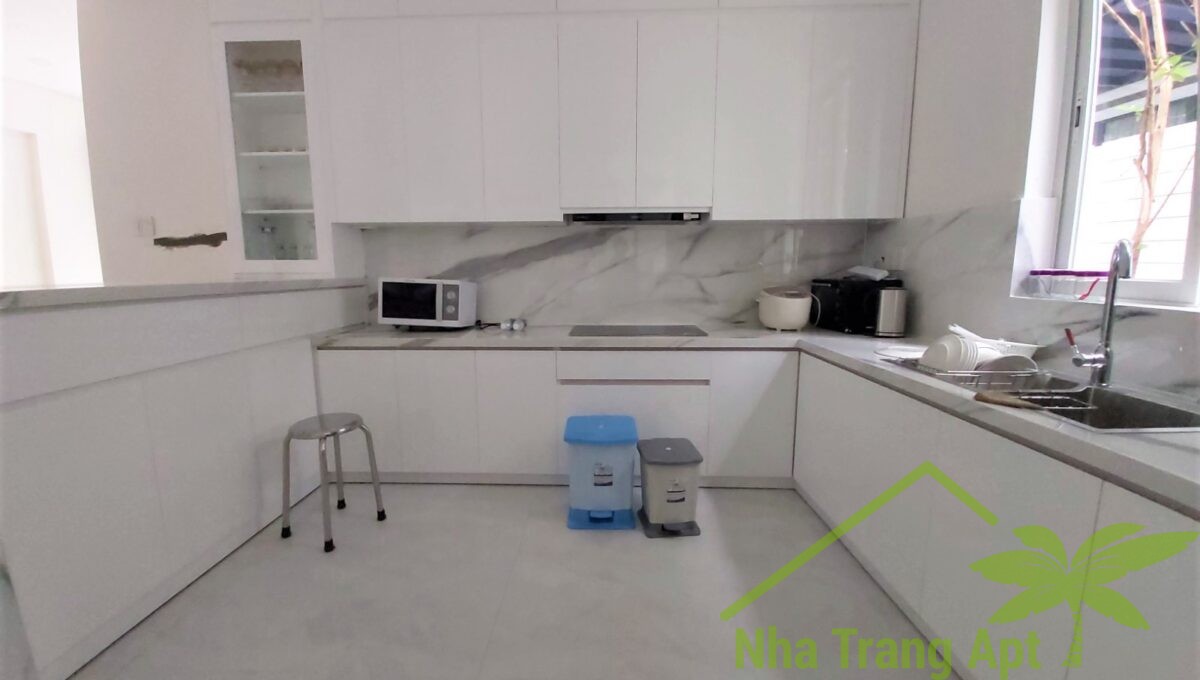 villa for rent in an vien nha trang v012-10