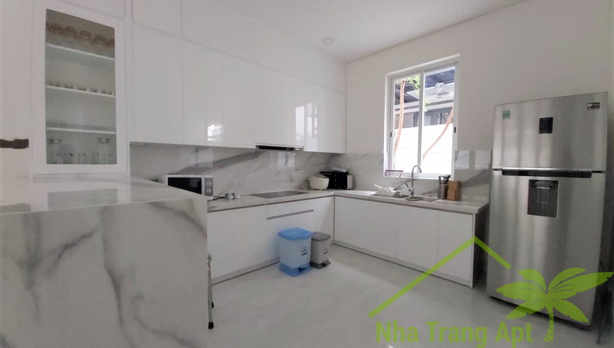 villa for rent in an vien nha trang v012-12