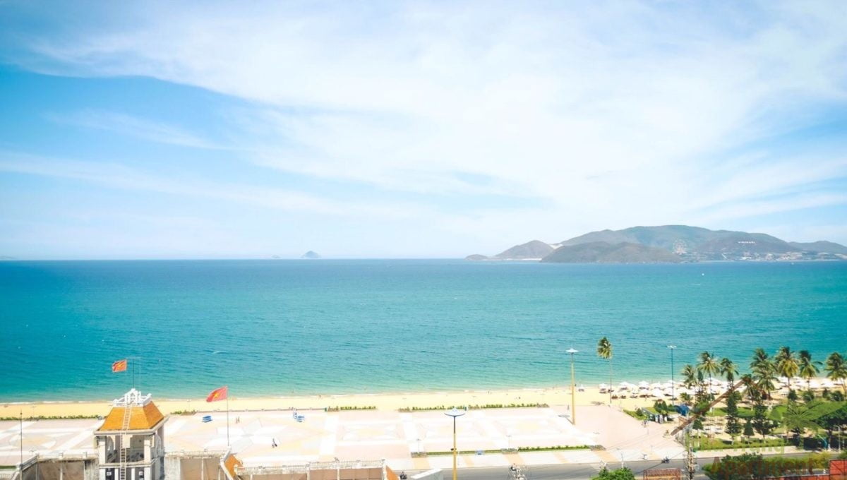 Panorama sea view for rent, Beach apartment, Nha Trang Apt (1)
