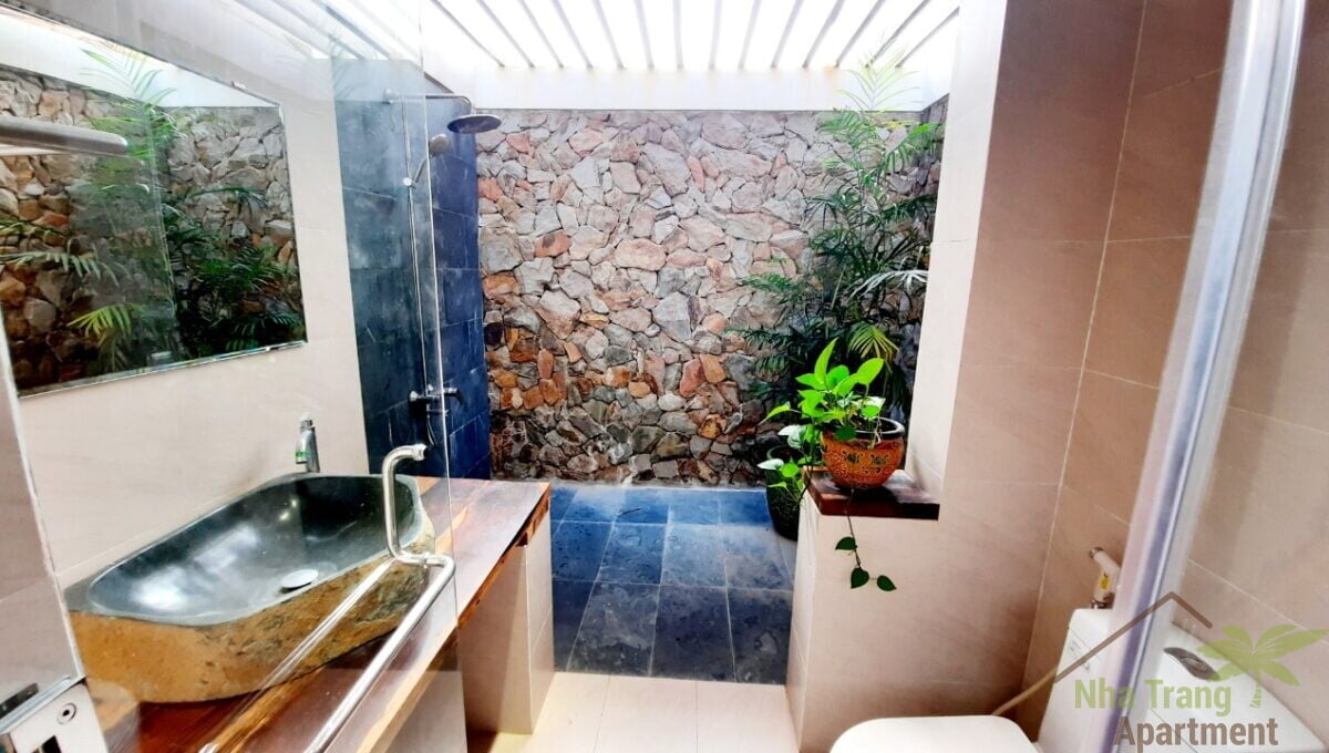 villa 1600$ for rent