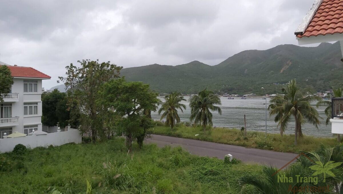 villa for rent V065-12