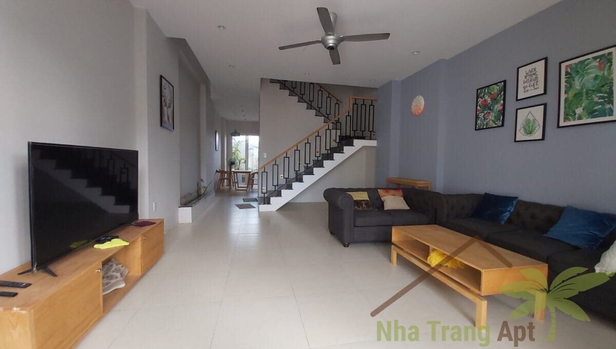 house for rent in my gia H106-2