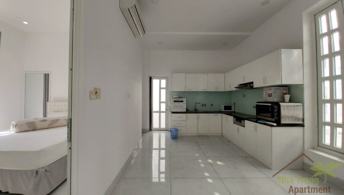 villa for rent in an vien V070-10