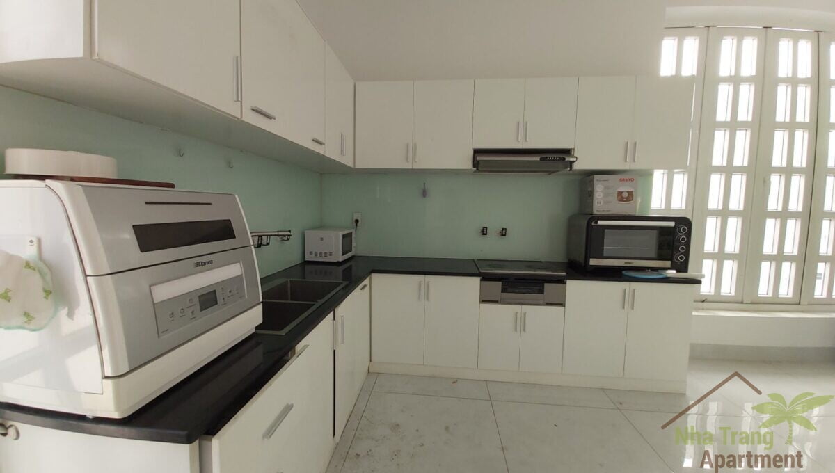 villa for rent in an vien V070-9