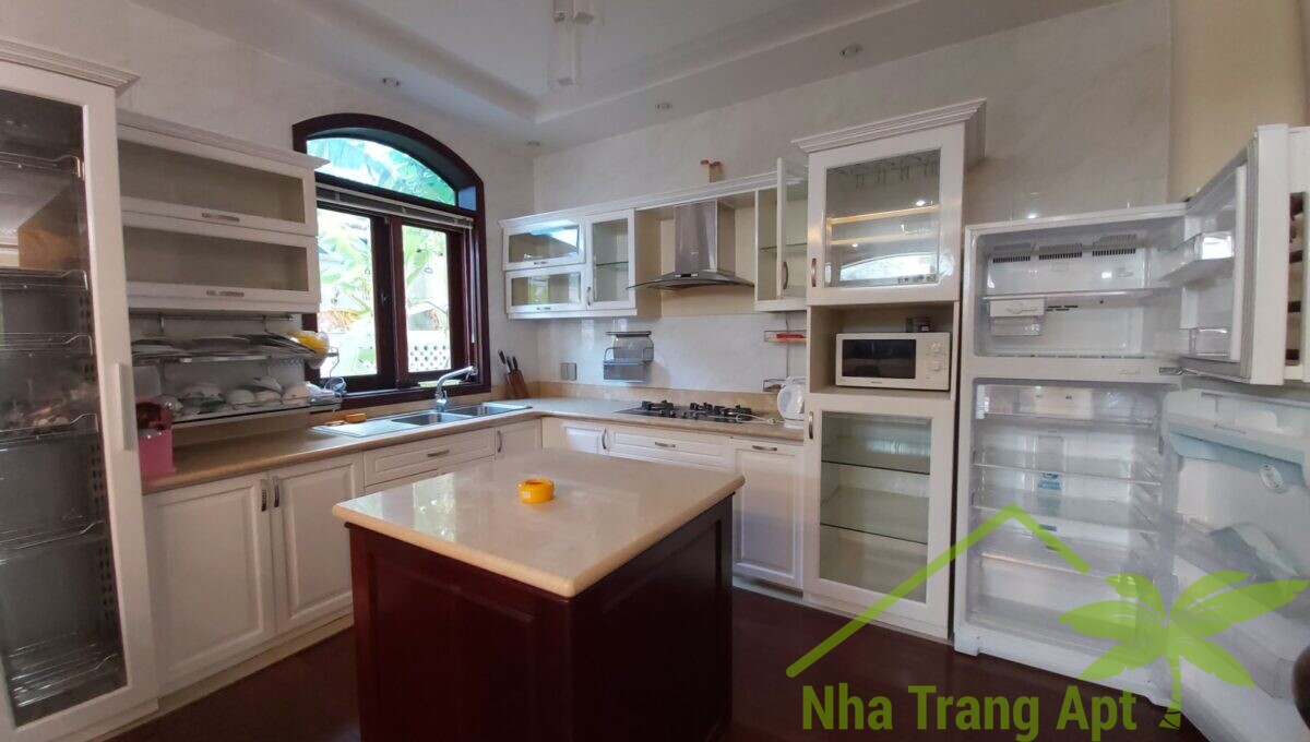 villa for rent in nha trang v073-8