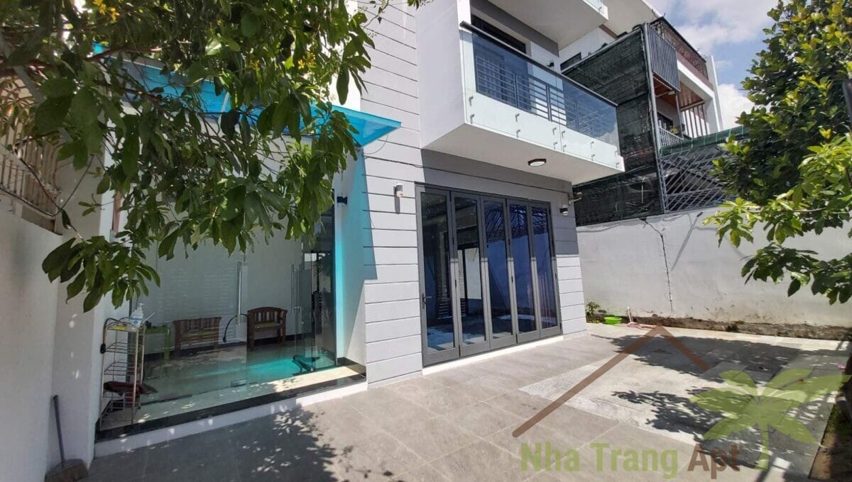villa in my gia for rent V072-1