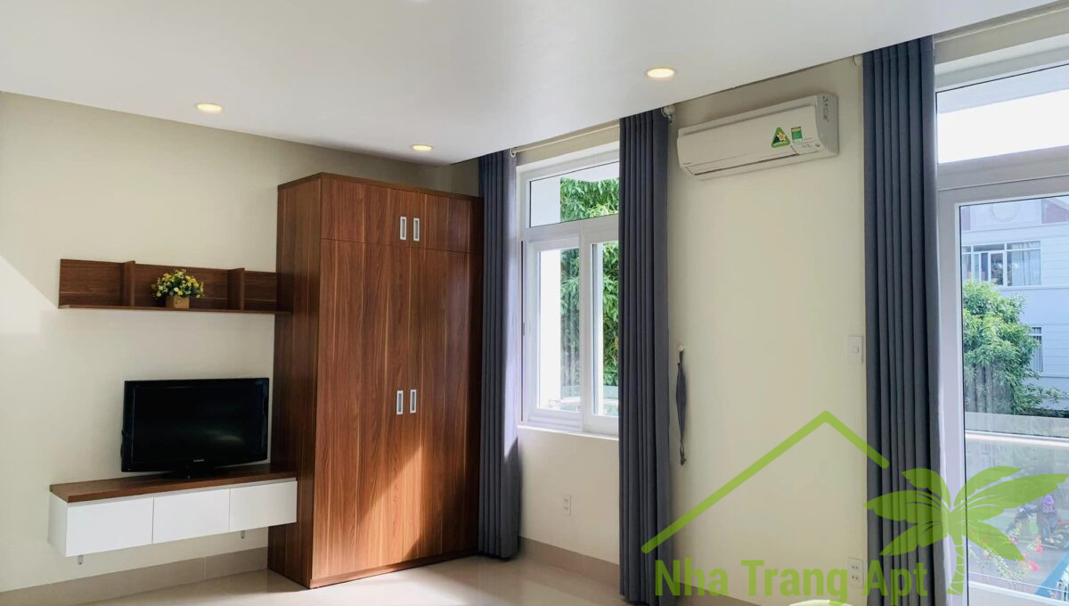 villa for rent an vien v094-5