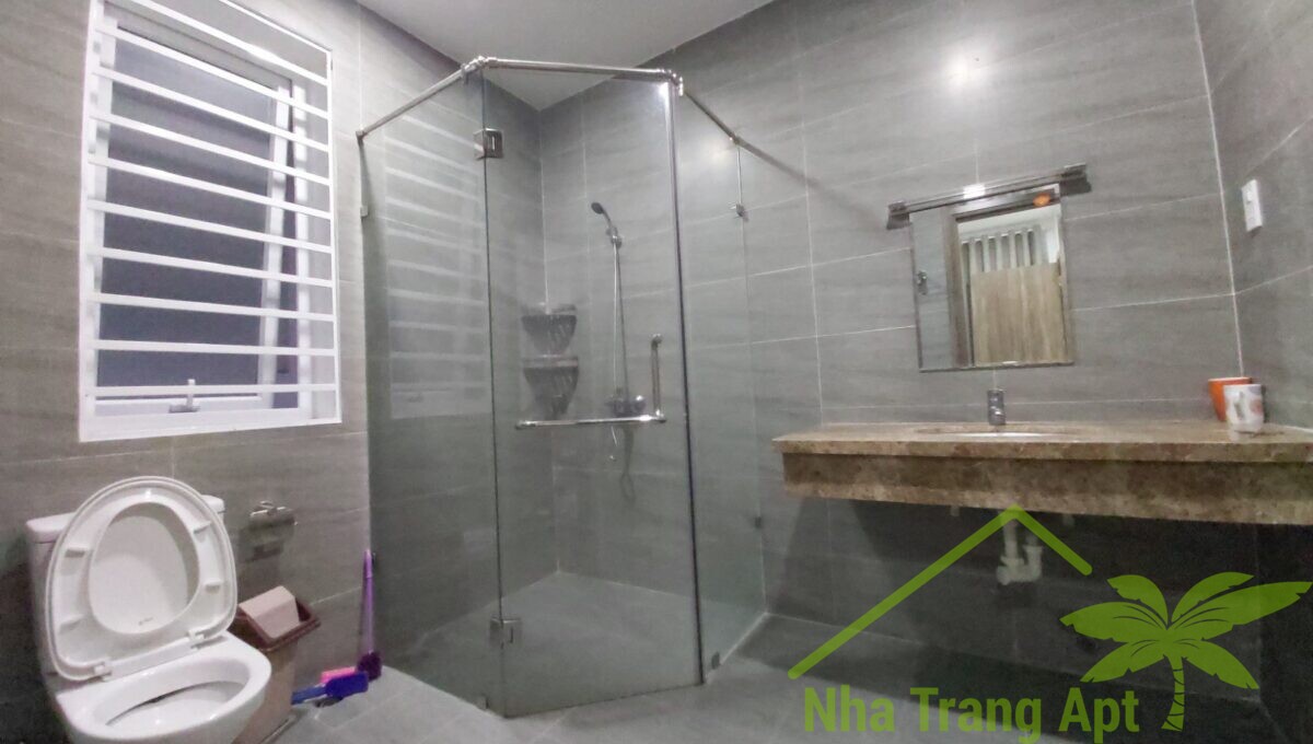 villa for rent in an vien nha trang v113-12