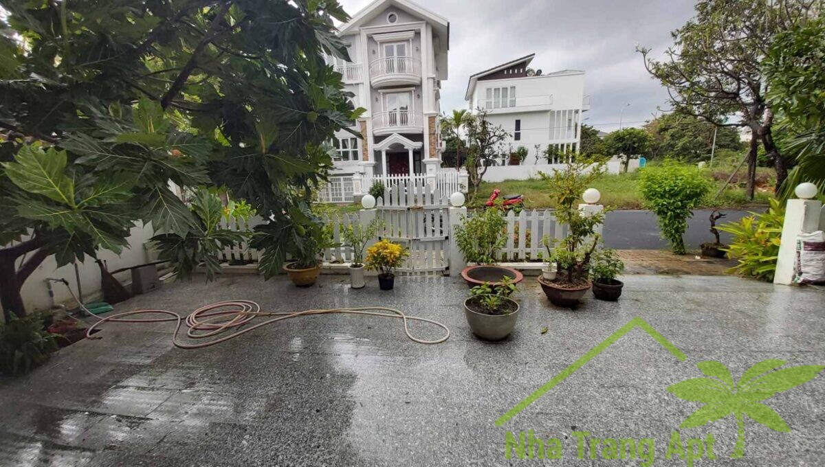 villa for rent in an vien nha trang v095-11