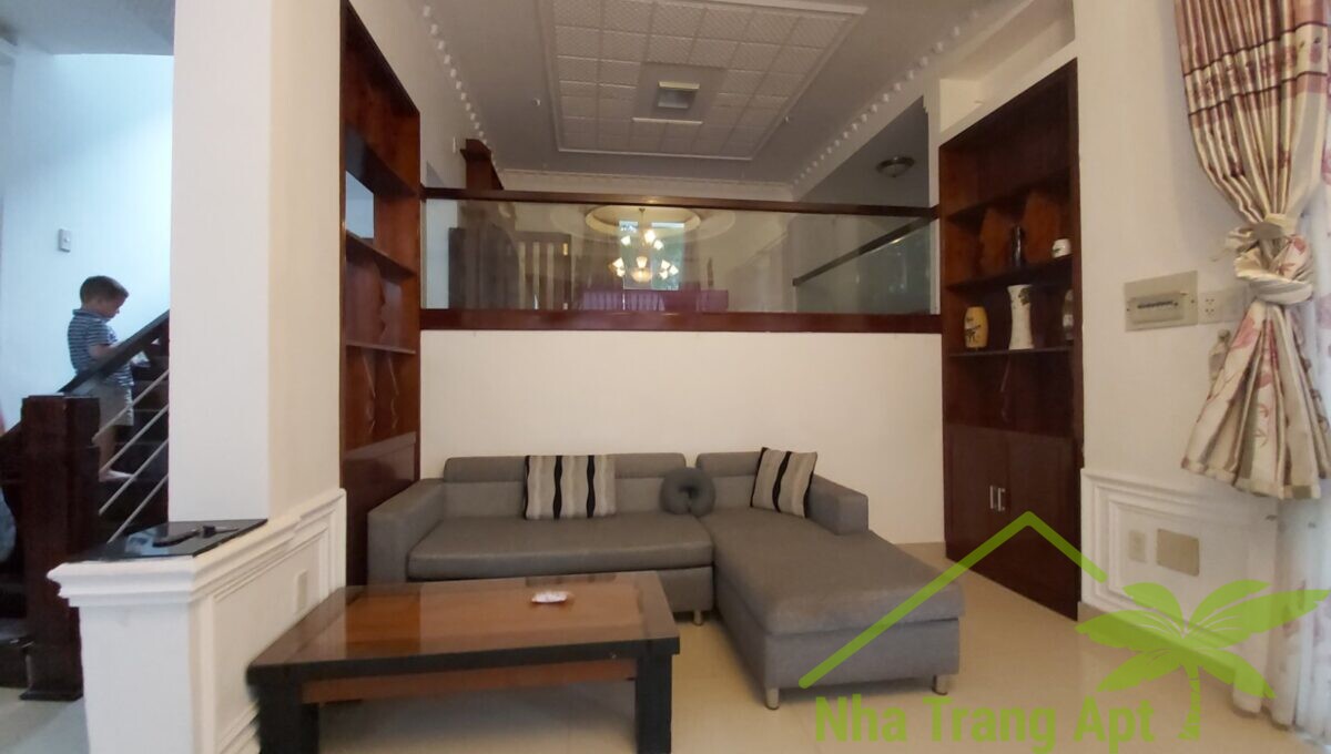 villa for rent an vien v124-7