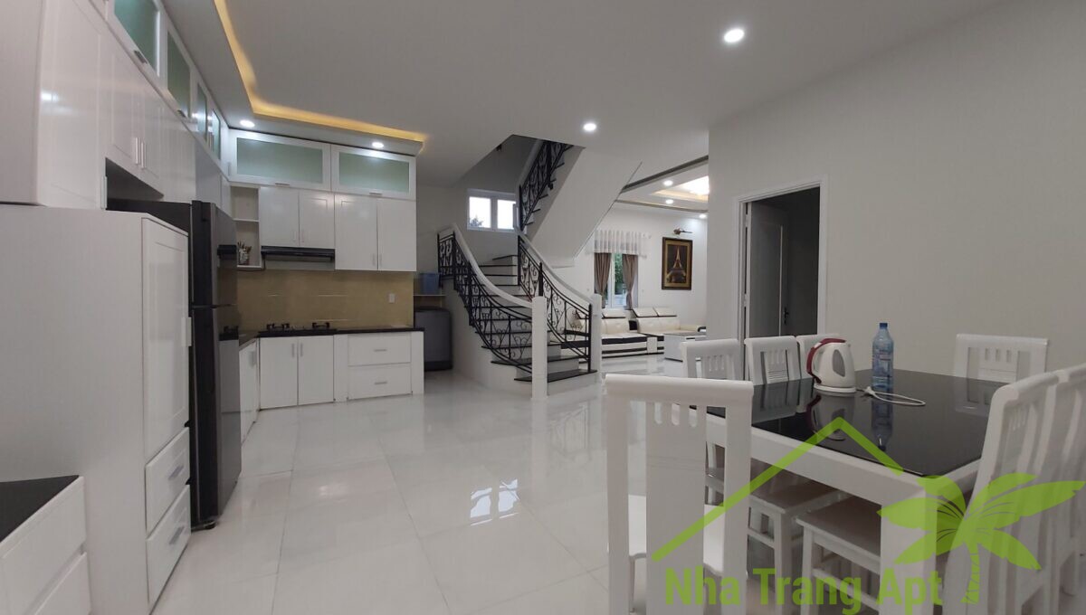 villa for rent in an vien v122-1