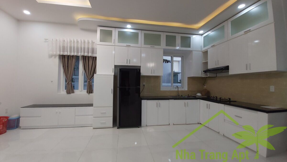 villa for rent in an vien v122-14