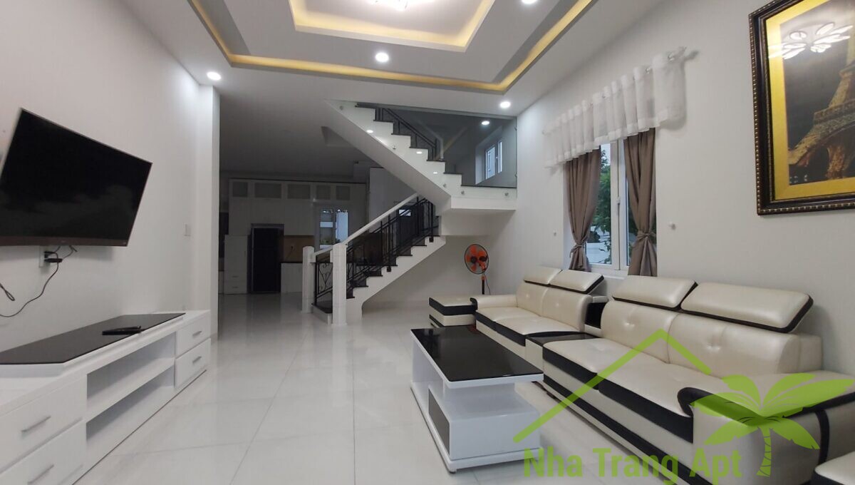 villa for rent in an vien v122-2