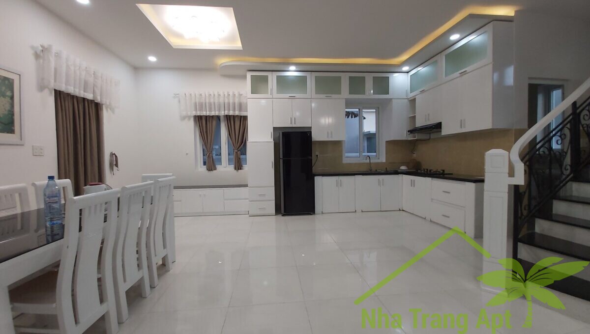 villa for rent in an vien v122-4