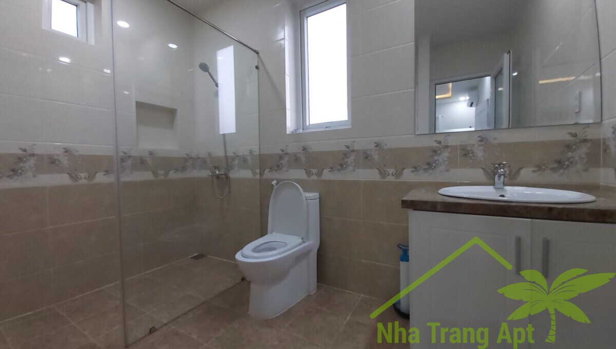 villa for rent in an vien v122-7