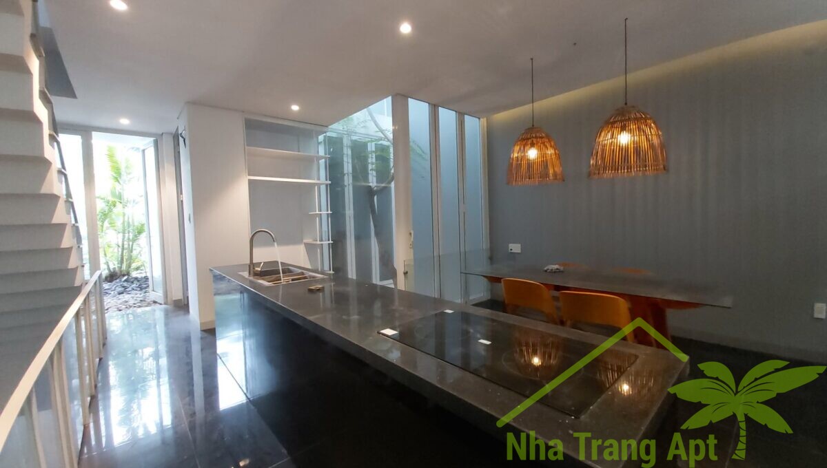 villa for rent nha trang v121-11