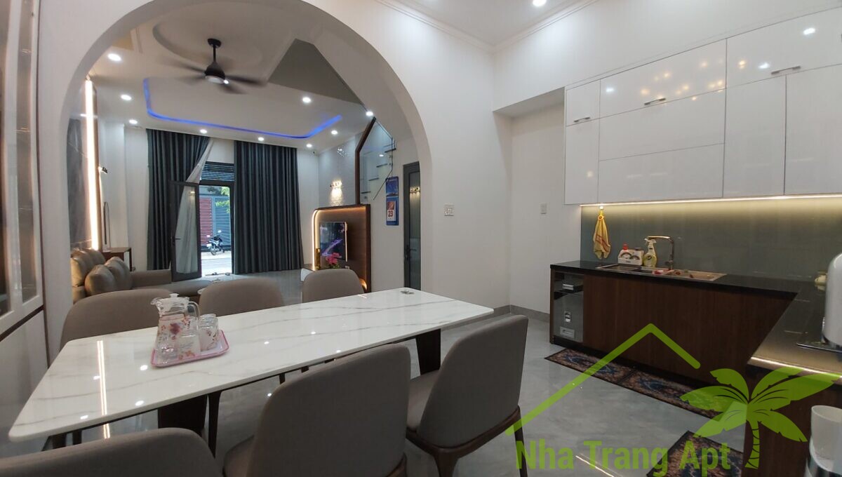 house for rent in nha trang h170-3