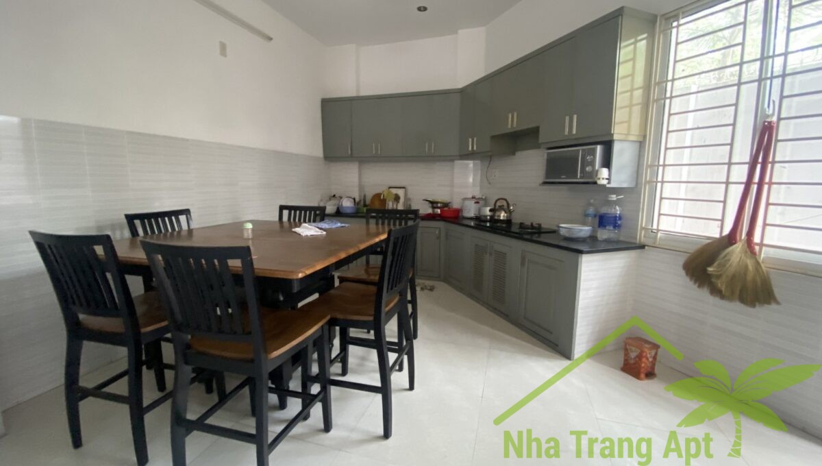 house for rent in nha trang h172-10