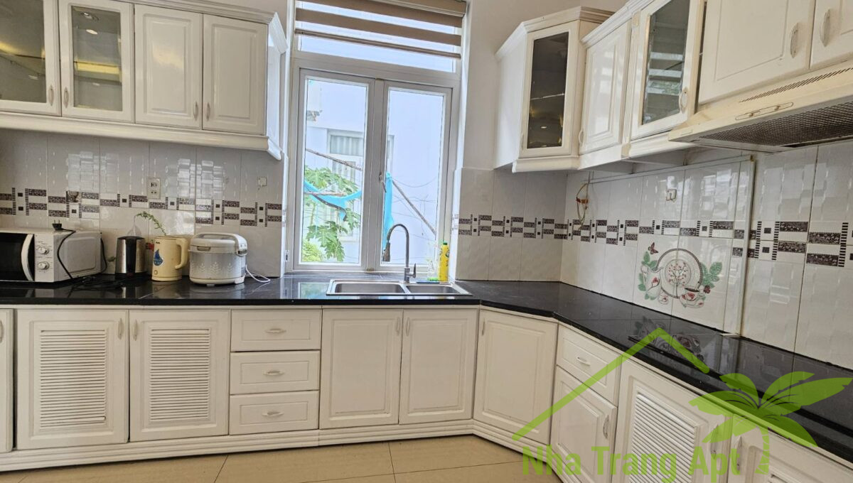 villa for rent in an vien nha trang v132-15
