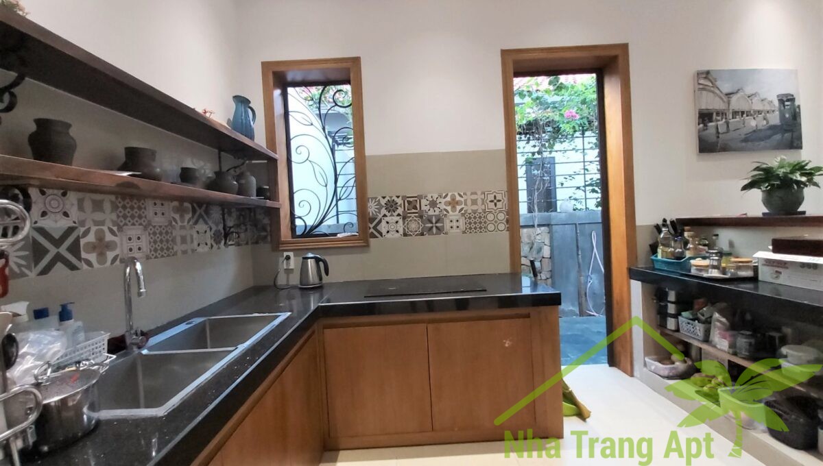 villa for rent an vien nha trang v134-12
