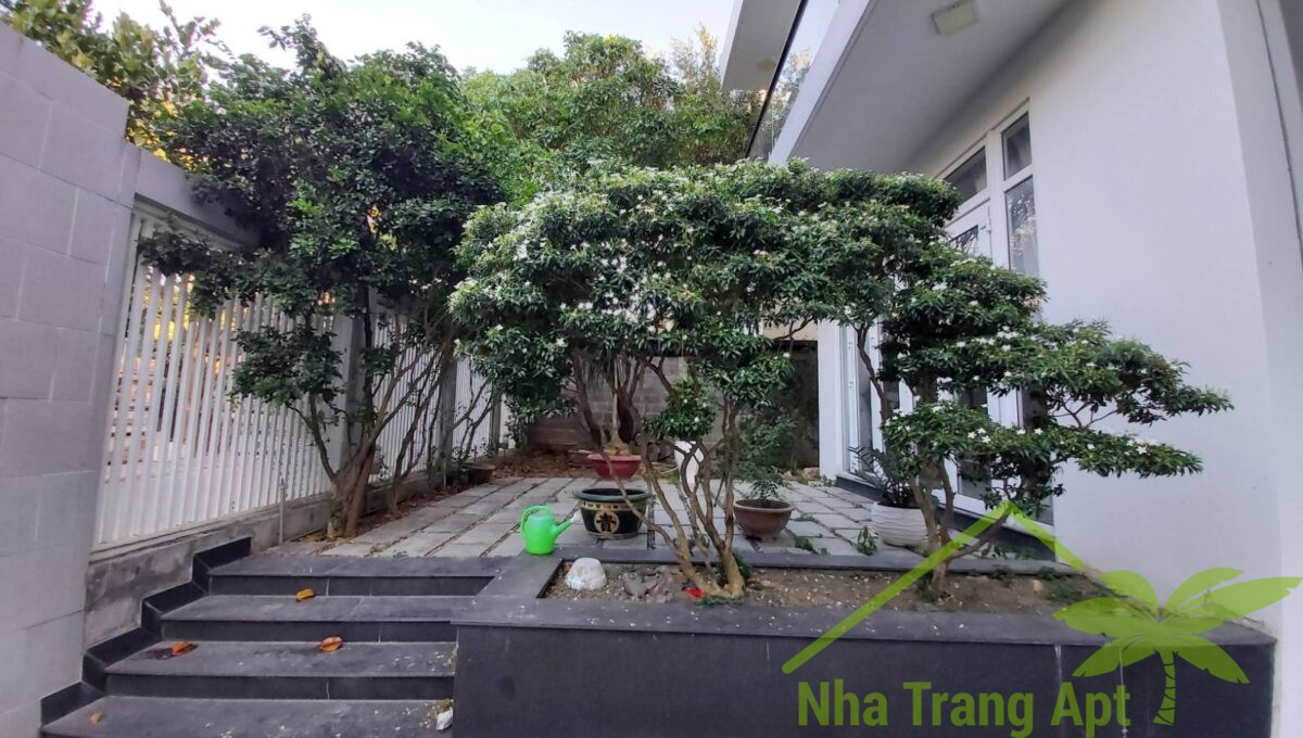 villa for rent nha trang v136-3