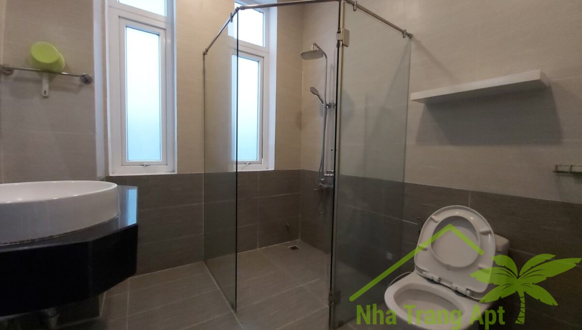 villa for rent nha trang v136-4