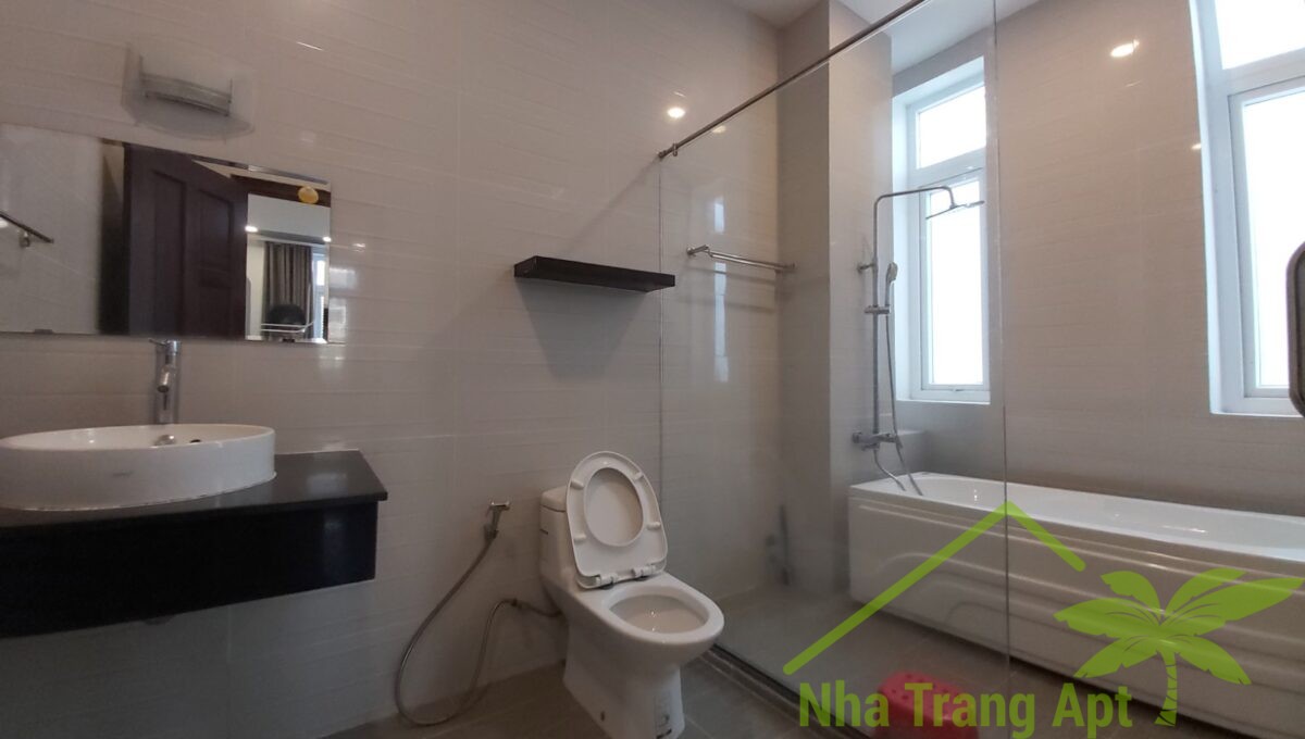 villa for rent nha trang v136-8