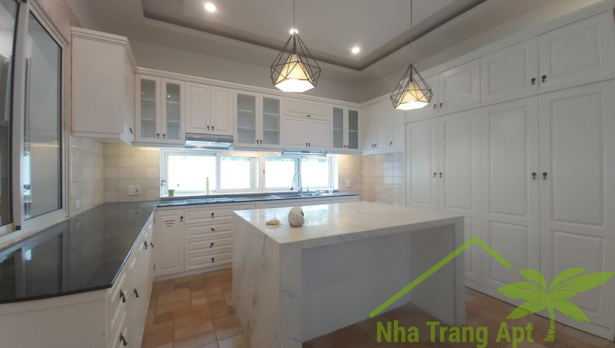 villa for rent an vien nha trang v144-13