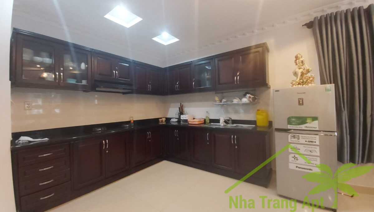 villa for rent in an vien v153-10