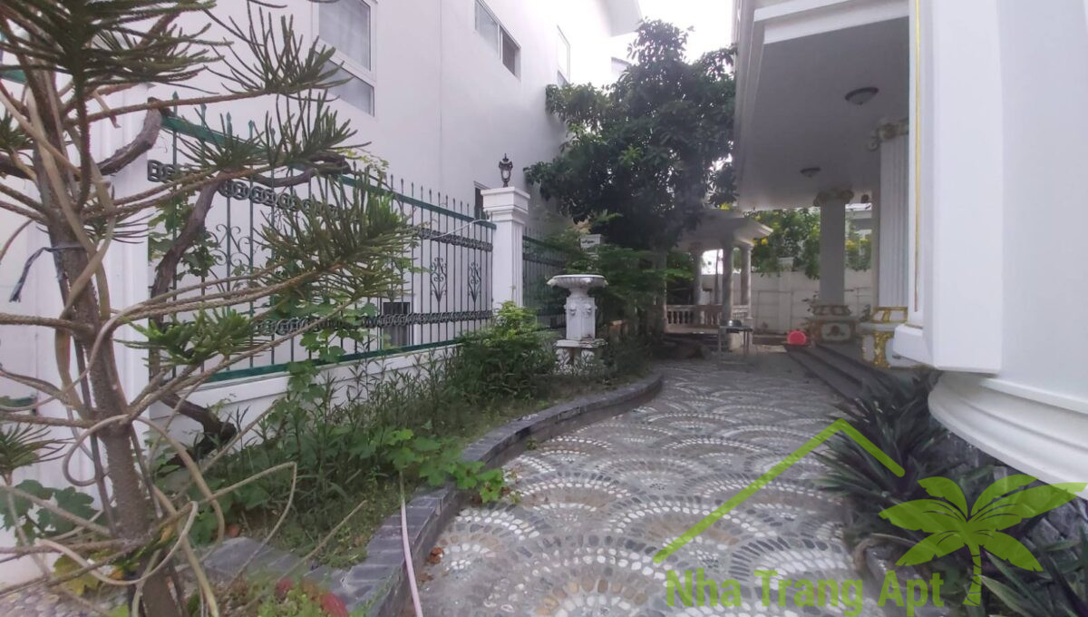 villa for rent nha trang V155-5