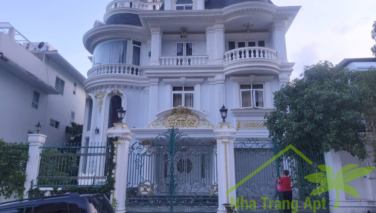 villa for rent nha trang V155-8
