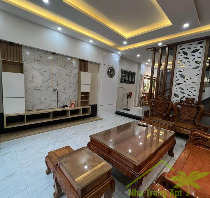 house for rent in nha trang h202-1