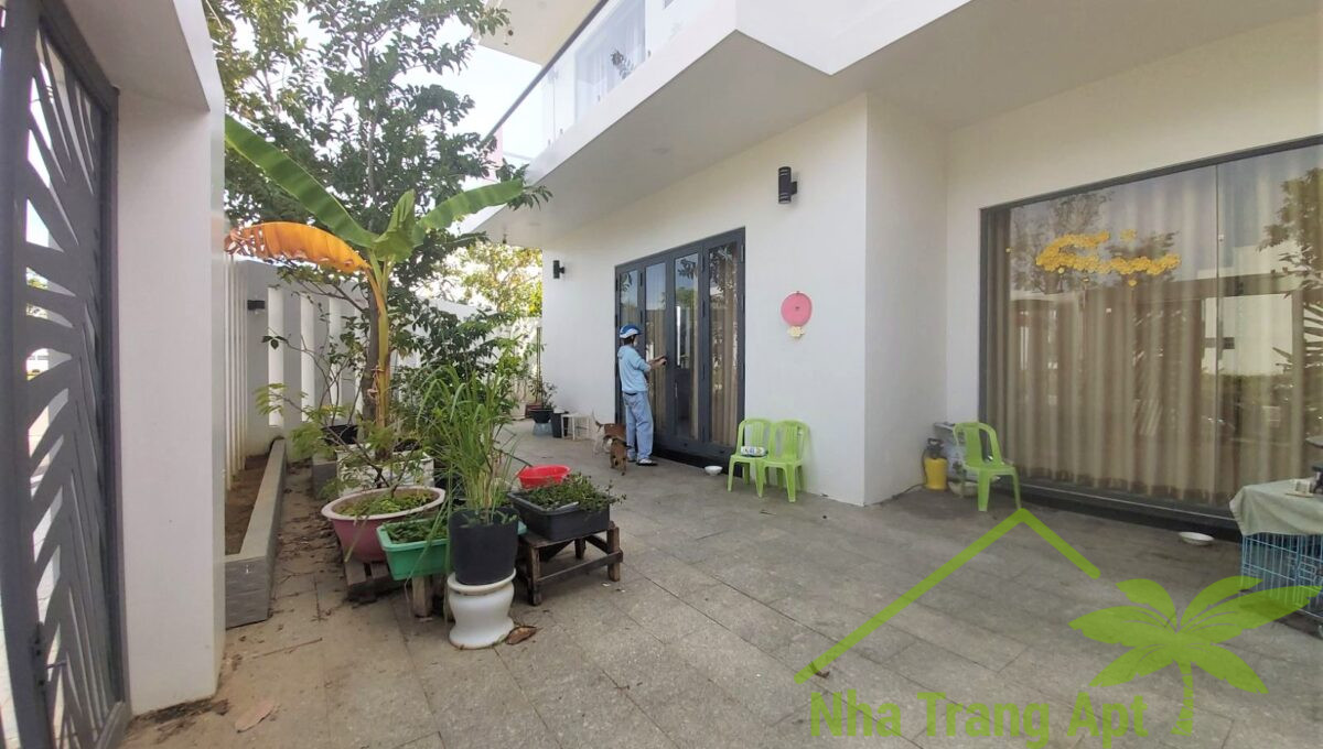 villa for rent in nha trang my gia v158-15