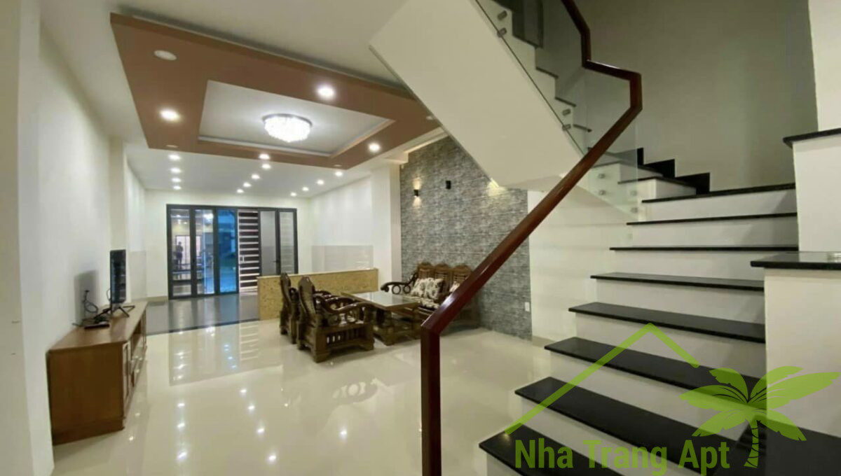 house for rent h221-2