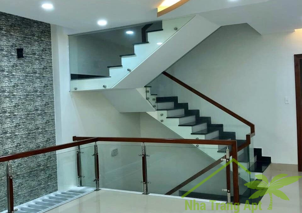 house for rent h221-6