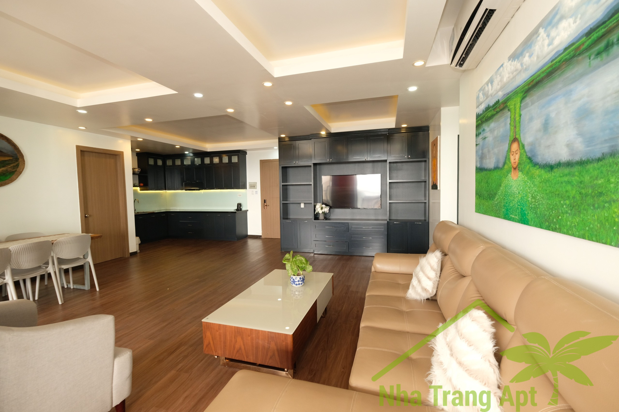 3 bedroom Penhouse APT for rent in Muong Thanh Oceanus A909