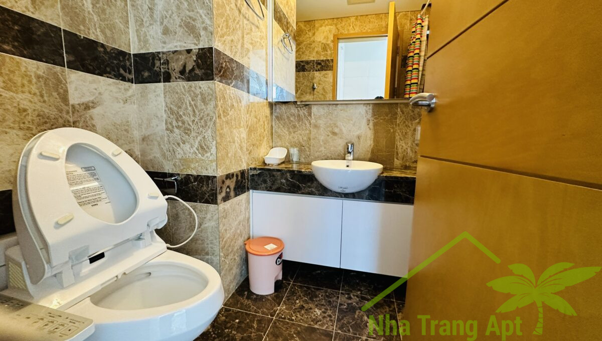 z4255571682191_315f1149770e415901a8e62d0e99799e