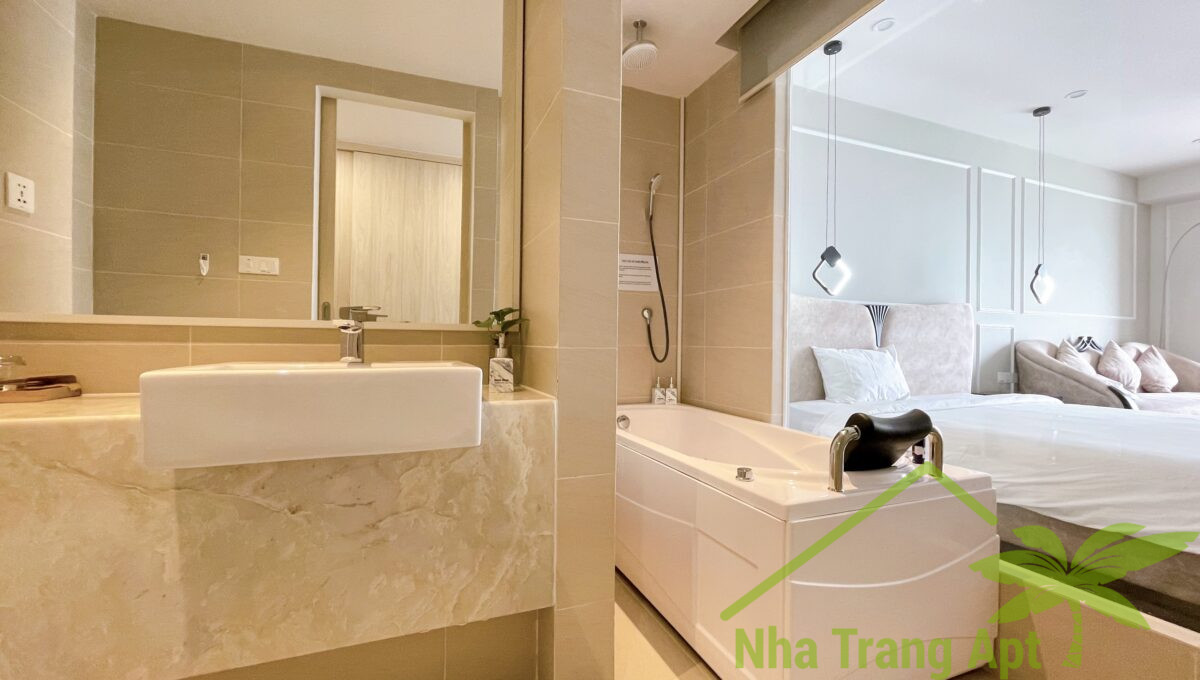 z4255748595651_6538accf53763af686e81038dca0b90b