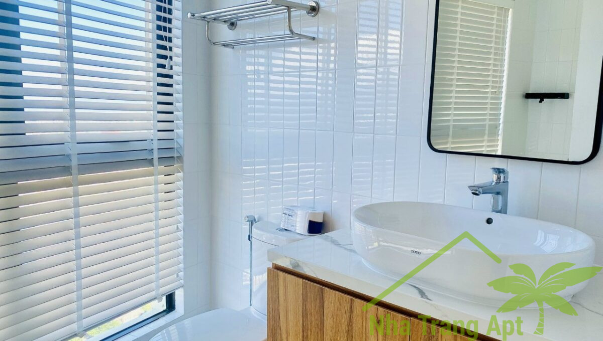 z5318181233014_362c85ed3b3a38685f9a556ba567a7bf