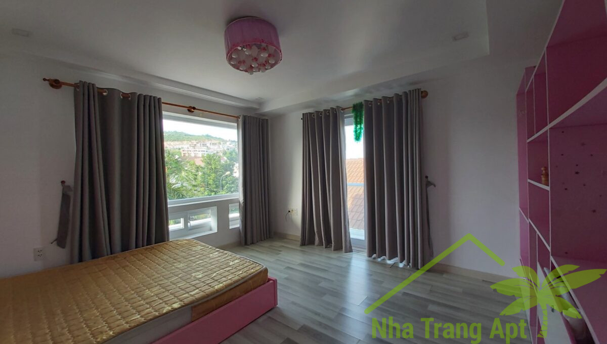 villa for rent in an vien v125-6